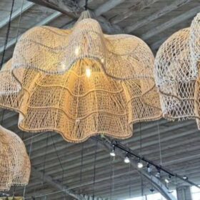 4 Light Giant Butterfly Lamp