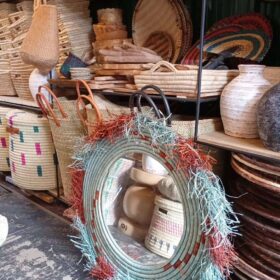 75cm Raffia Round Mirror